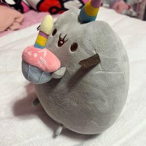 Gray Unicorn Cat Plush with Cupcake